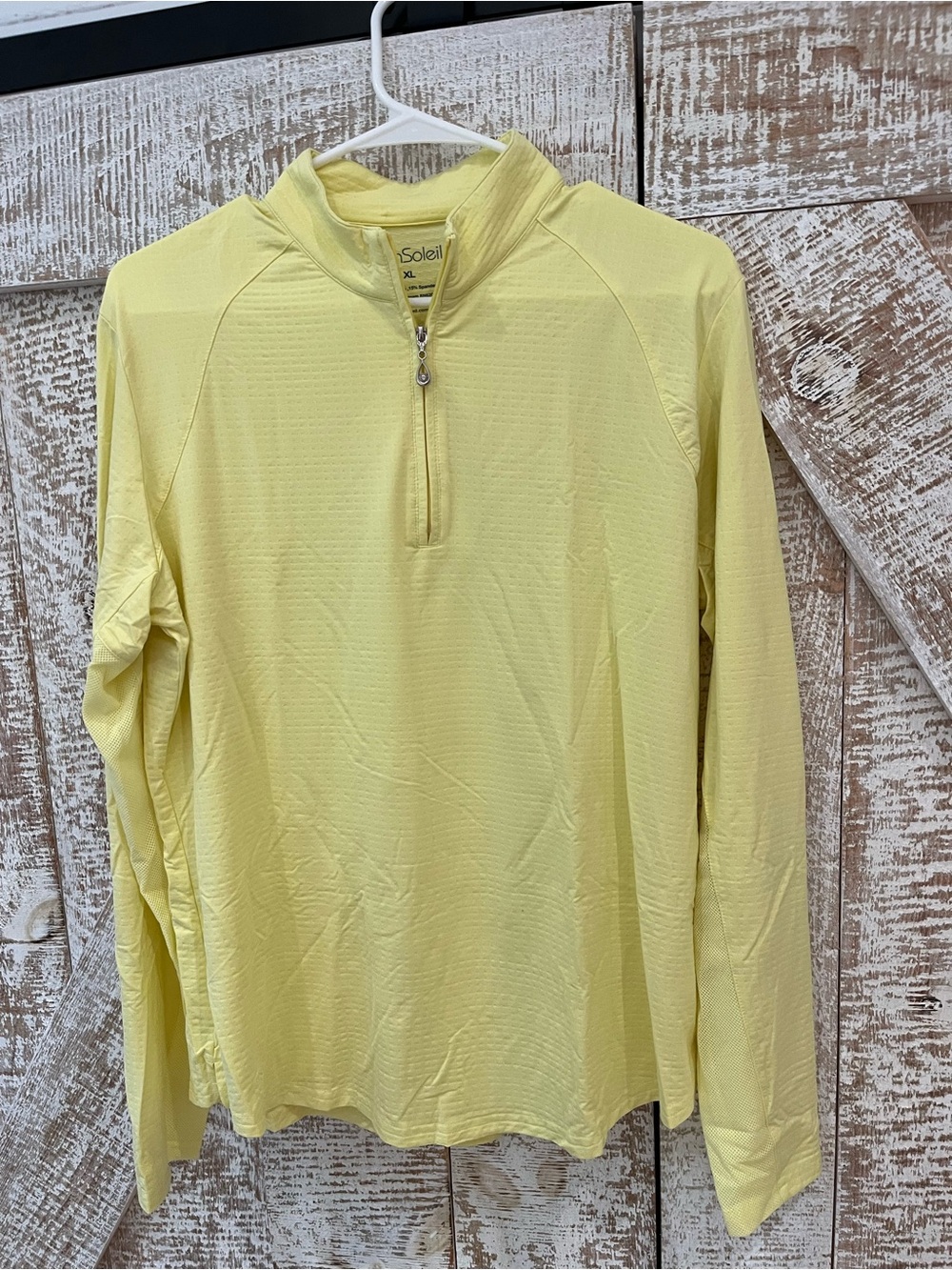 San Soleil Women’s Yellow Sun Shirt 1/4 Zip XL